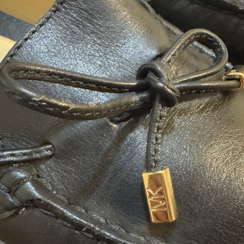 Michael Kors Black Leather Flat Loafers Moccasins With Bow Work Shoes Size 8.5 - Picture 5 of 7
